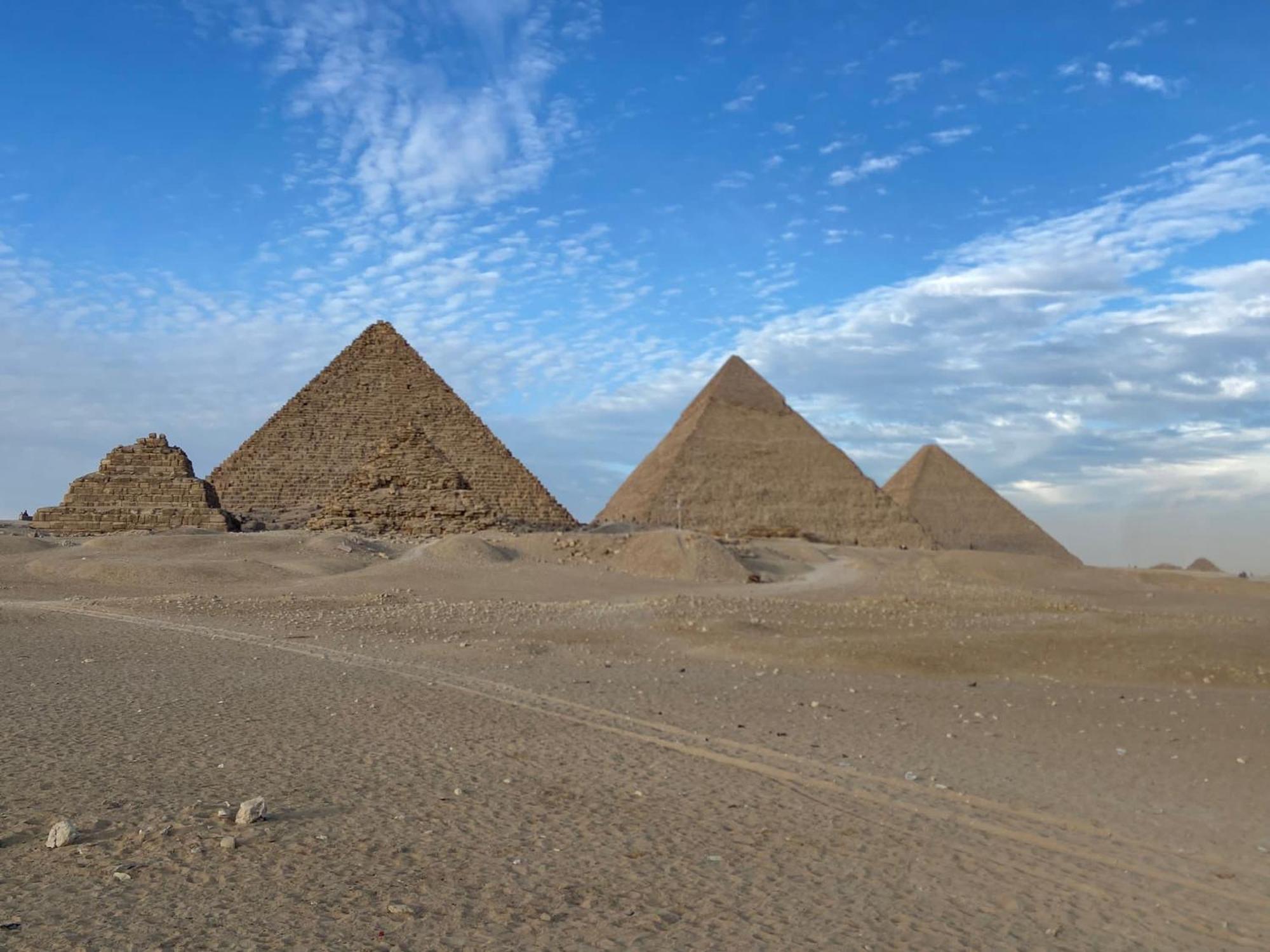 Loay Pyramids View Leilighet Kairo Eksteriør bilde