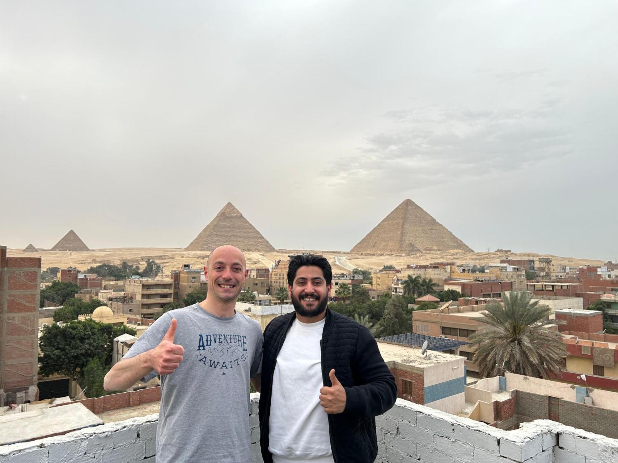 Loay Pyramids View Leilighet Kairo Eksteriør bilde